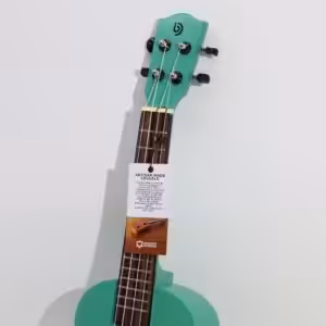 Artisan Made Ukulele – Turqoiuce Finish (4 String) | www.artisan-gifts.co.uk 1