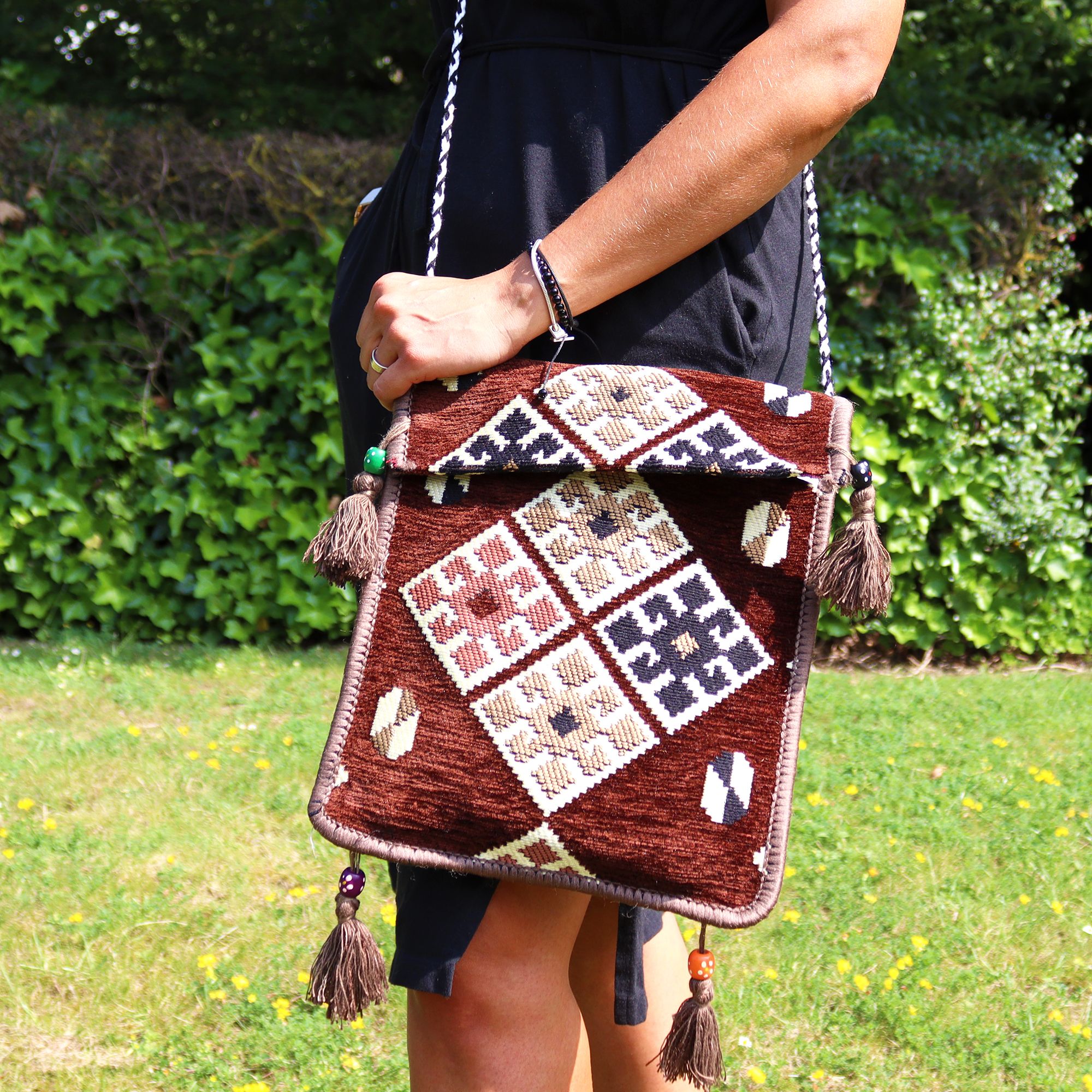 Chocolate Kilim Messenger Festival Bag | www.artisan-gifts.co.uk 4 Chocolate Kilim Messenger Festival Bag | www.artisan-gifts.co.uk 3