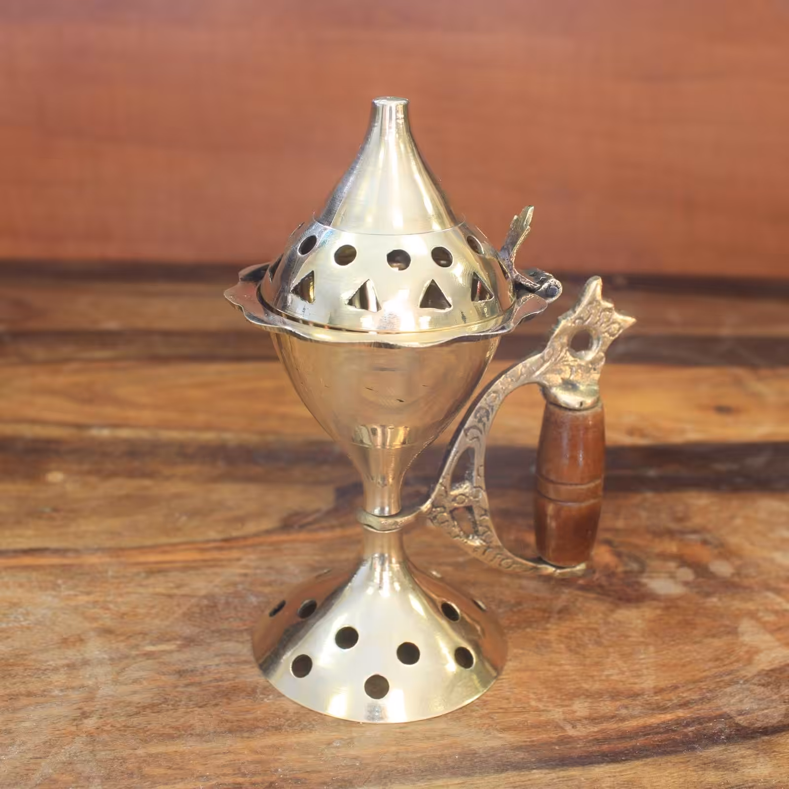 Cone Burner with Handle | www.artisan-gifts.co.uk 6 Cone Burner with Handle - Image 5
