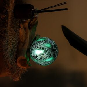 DriftGlow Lamp Emerald Crackle Shade | www.artisan-gifts.co.uk 1