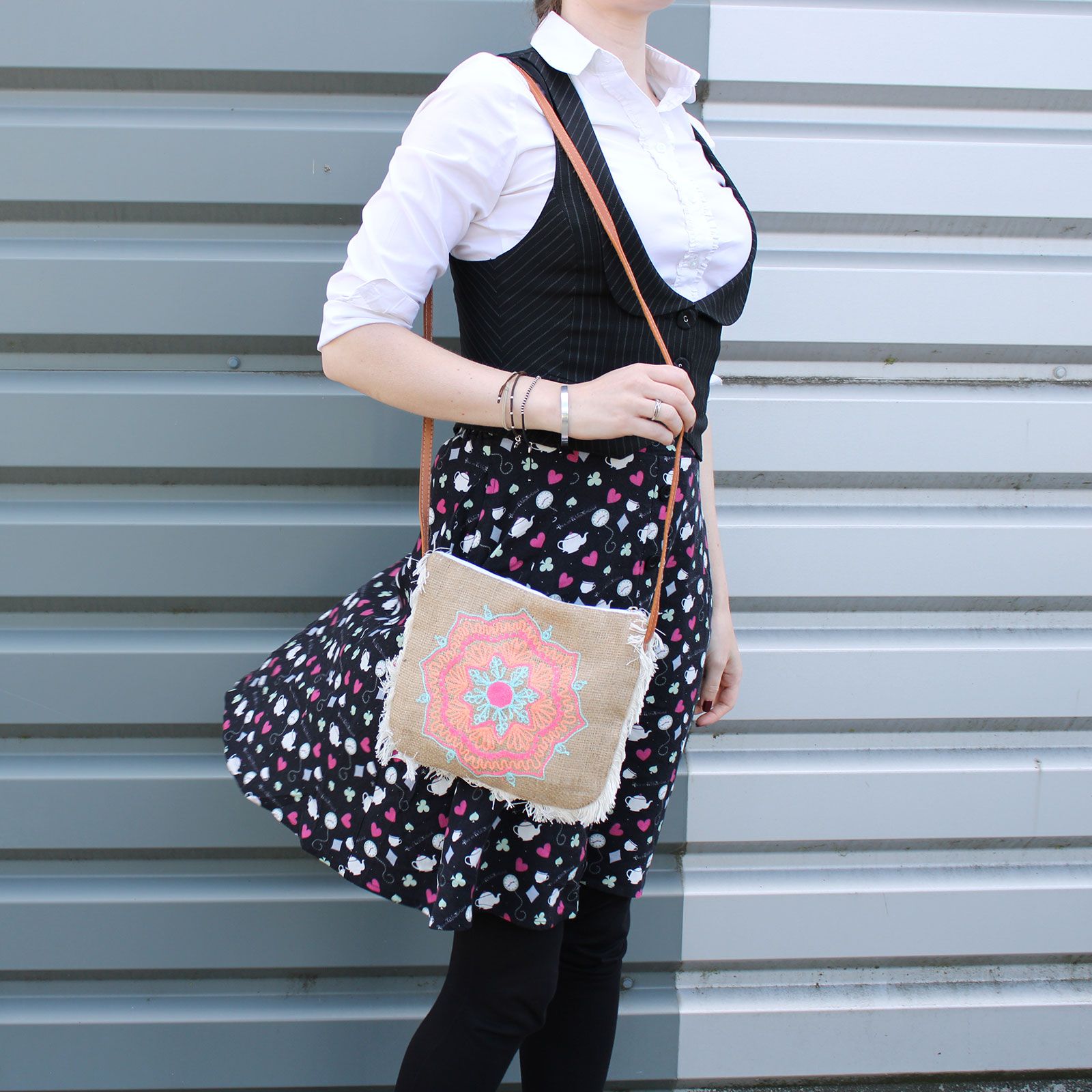 Fab Fringe Bag – Mandela Embroidery | www.artisan-gifts.co.uk 5 Fab Fringe Bag – Mandela Embroidery | www.artisan-gifts.co.uk 4