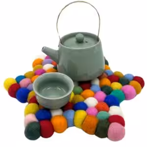 Felt Ball Star Centre Mat – Multi Colour | www.artisan-gifts.co.uk 1