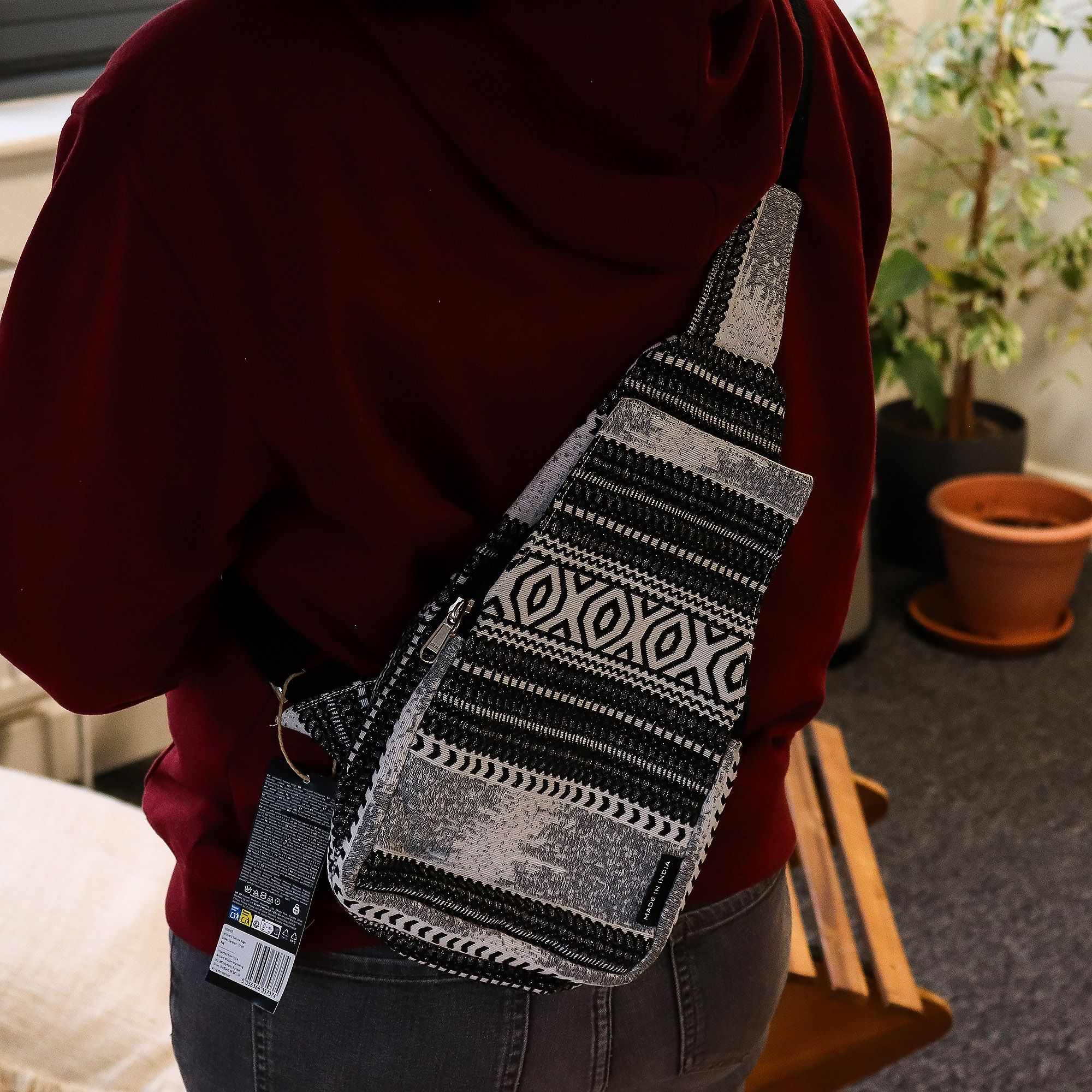 Jacquard Natural Bags – Urban Caravan – Cross Bag | www.artisan-gifts.co.uk 5 Jacquard Natural Bags – Urban Caravan – Cross Bag | www.artisan-gifts.co.uk 4