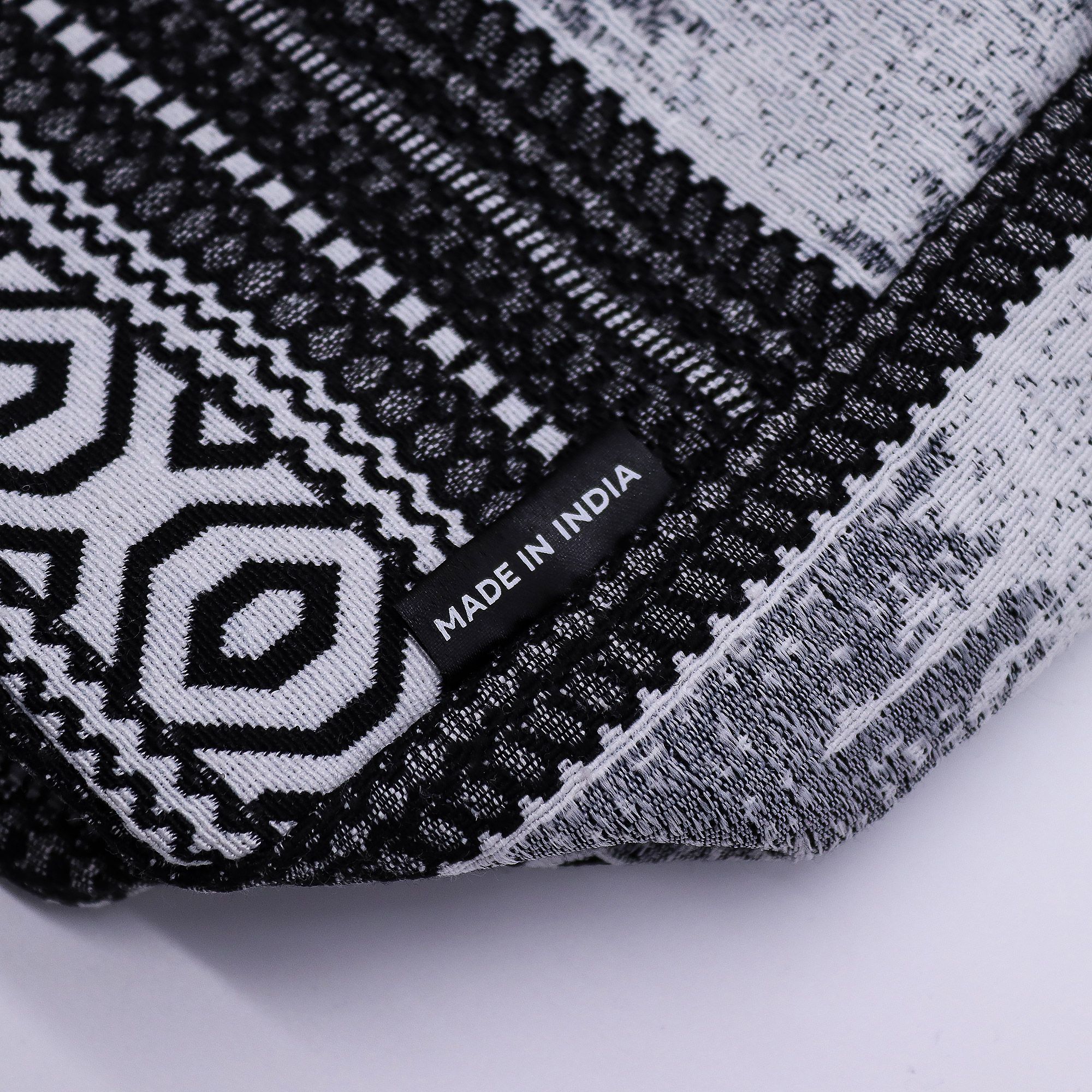 Jacquard Natural Bags – Urban Caravan – Wander Muse Bag | www.artisan-gifts.co.uk 4 Jacquard Natural Bags – Urban Caravan – Wander Muse Bag | www.artisan-gifts.co.uk 3