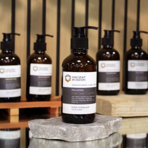 Juniper, Lime & Spearmint Hand & Body Wash 250ml | www.artisan-gifts.co.uk 1