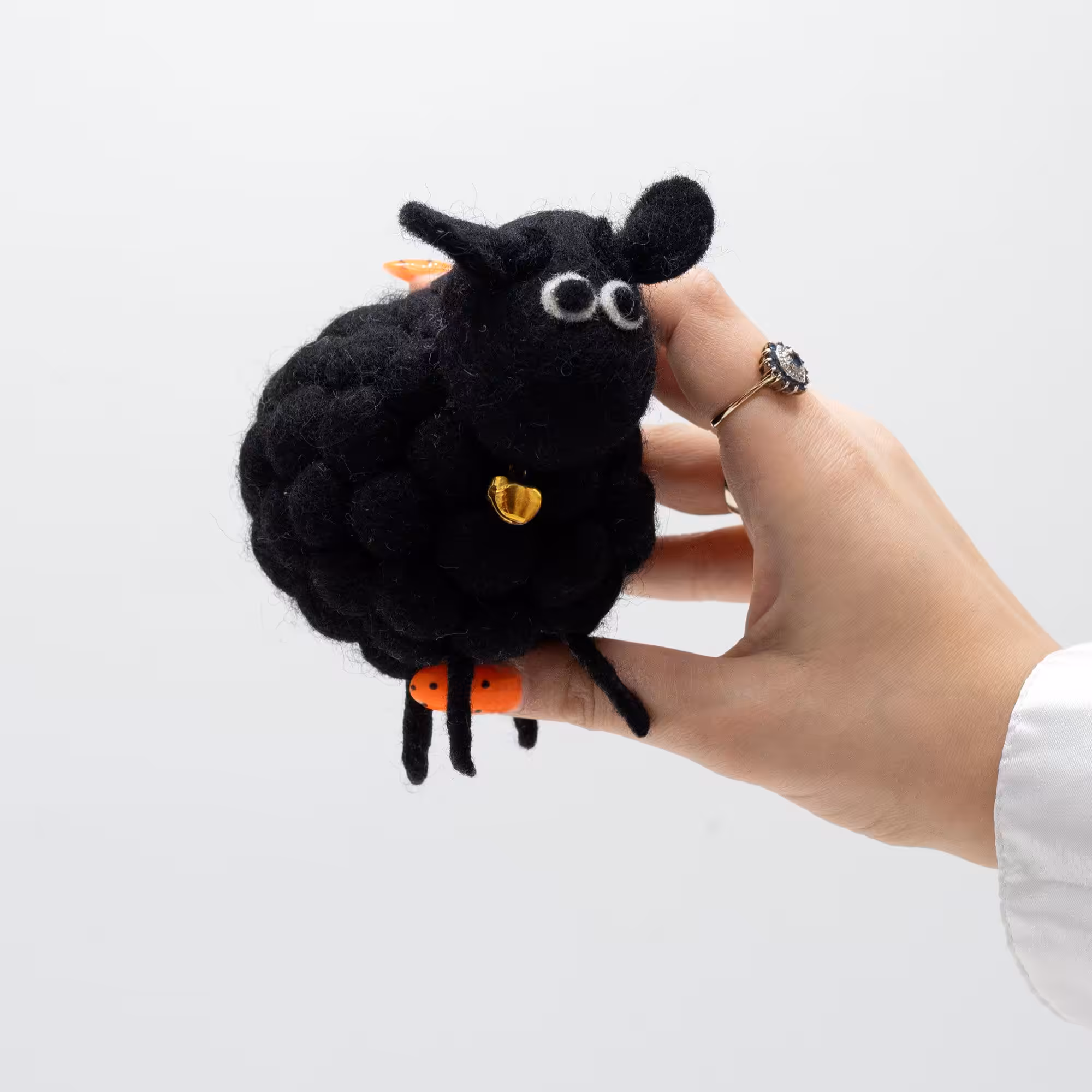Little Felt Sheep – Black | www.artisan-gifts.co.uk 4 Little Felt Sheep - Black - Image 3