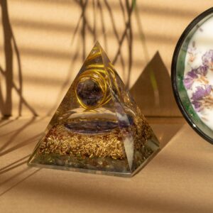 Med Organite Pryamids 7x6cm – Wrapped Amythist – Copper Chips | www.artisan-gifts.co.uk 1