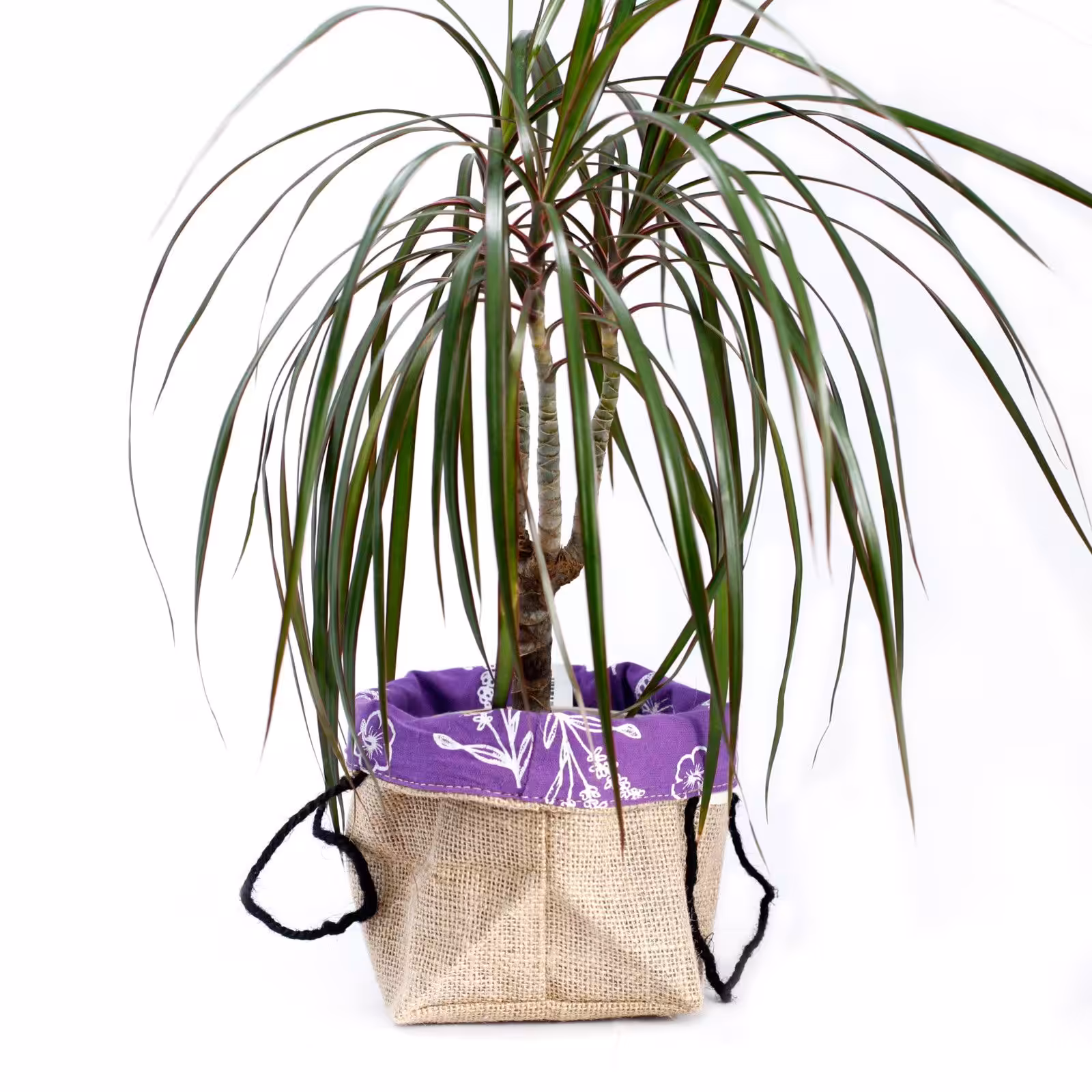 Natural Jute Cotton Gift Bag – Lavender Lining – Large | www.artisan-gifts.co.uk 6 Natural Jute Cotton Gift Bag - Lavender Lining - Large - Image 5