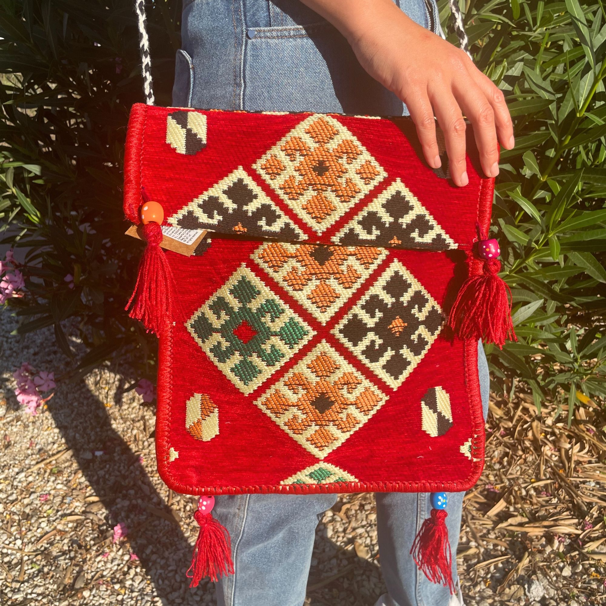 Red Kilim Messenger Festival Bag | www.artisan-gifts.co.uk 3 Red Kilim Messenger Festival Bag | www.artisan-gifts.co.uk 2