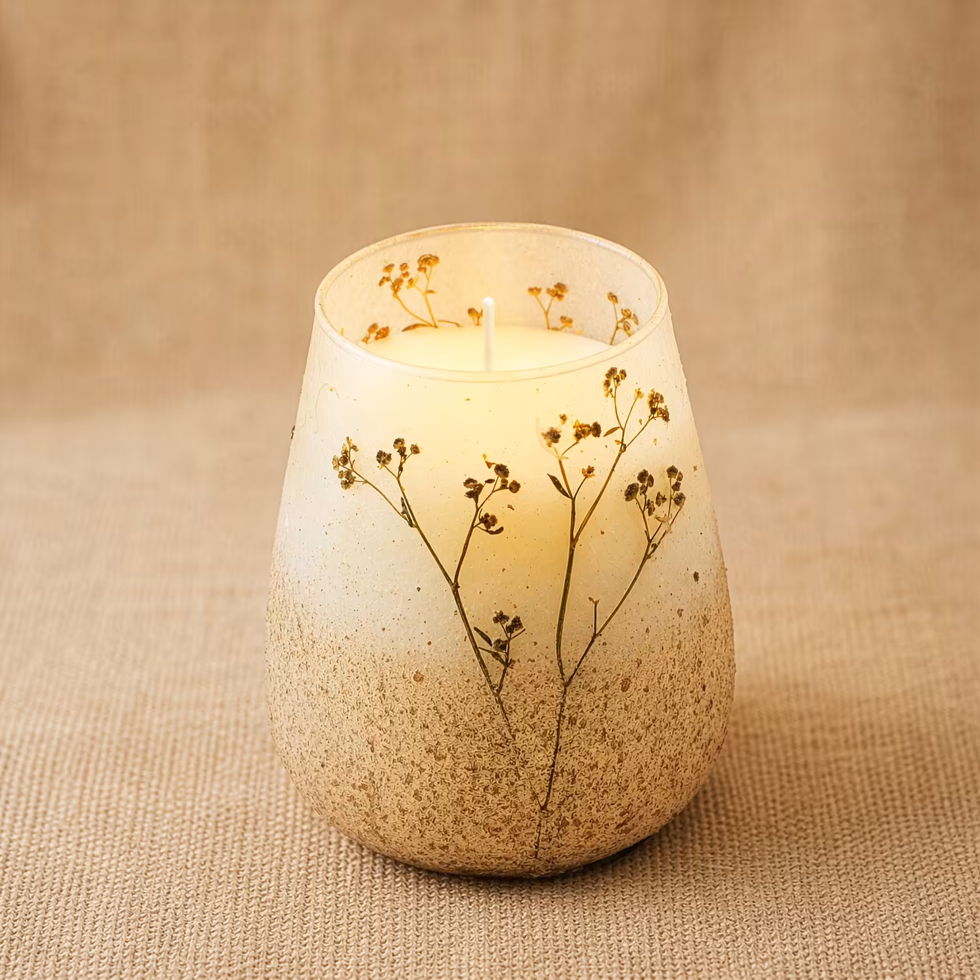 Tall Glass Jar Candles – Wildlight Woods | www.artisan-gifts.co.uk 6 Tall Glass Jar Candles - Wildlight Woods - Image 5