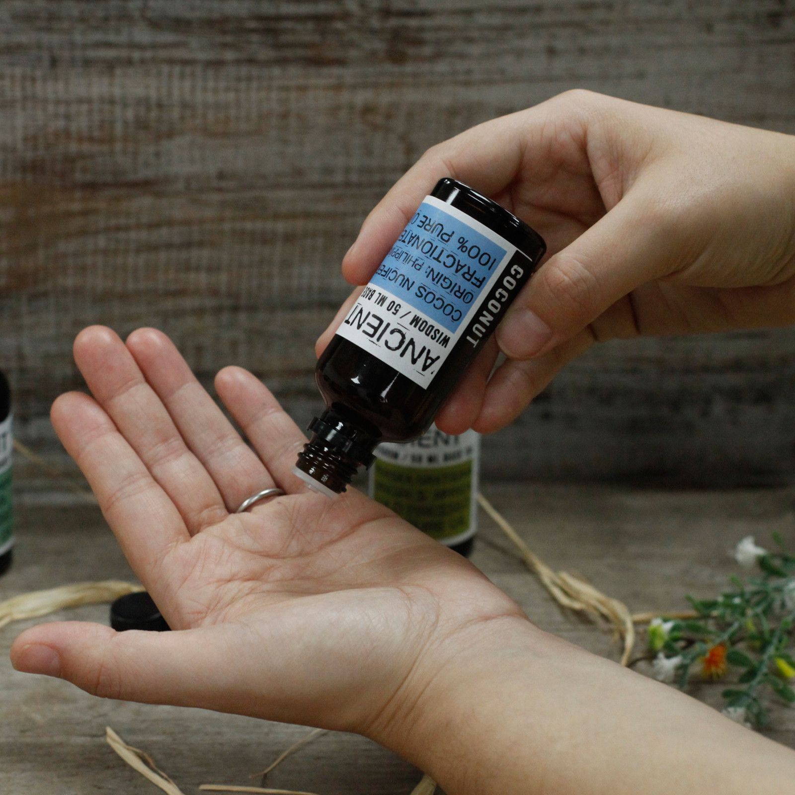 Wheatgerm Oil – 50ml | www.artisan-gifts.co.uk 4 Wheatgerm Oil – 50ml | www.artisan-gifts.co.uk 3