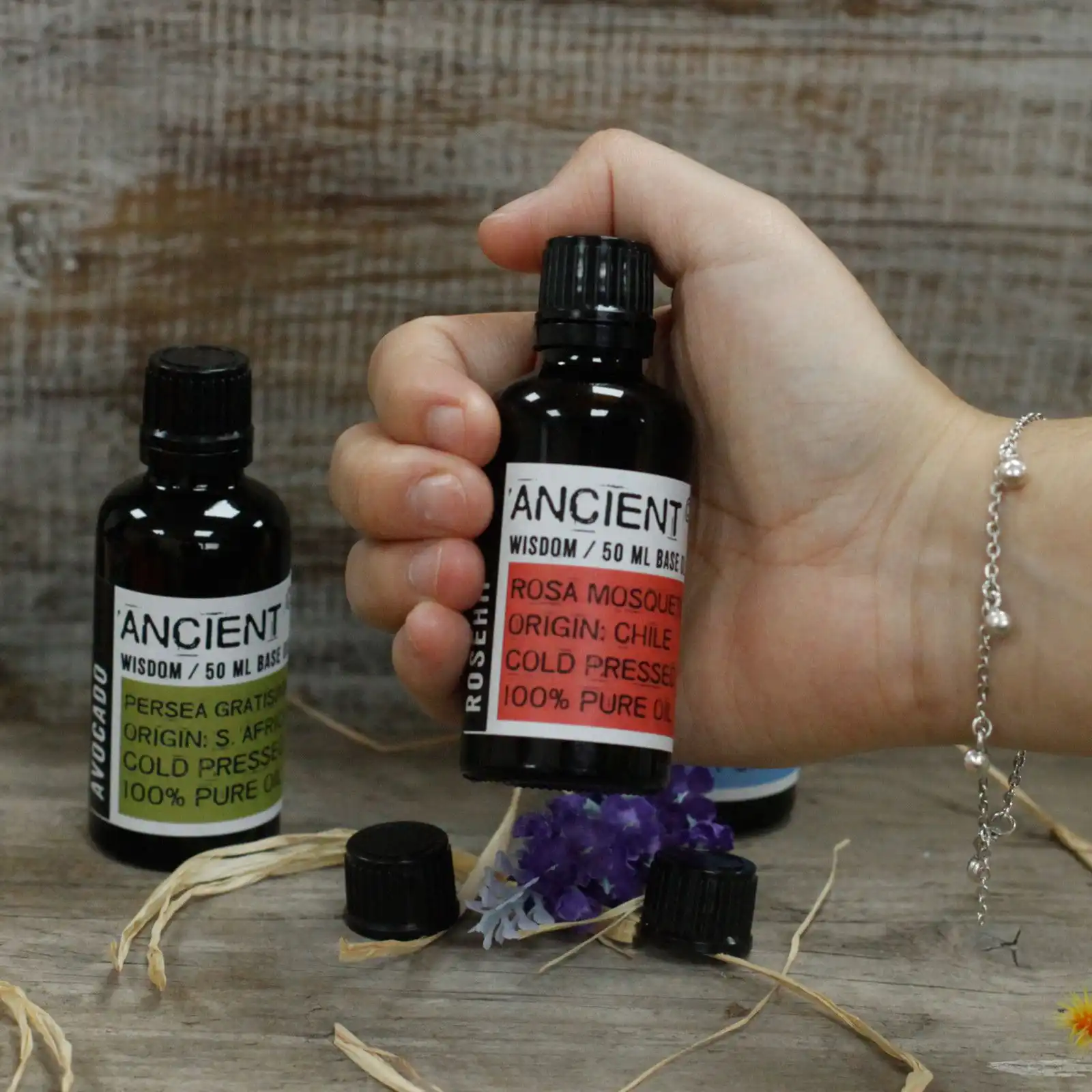 Wheatgerm Oil – 50ml | www.artisan-gifts.co.uk 8 Wheatgerm Oil – 50ml | www.artisan-gifts.co.uk 7